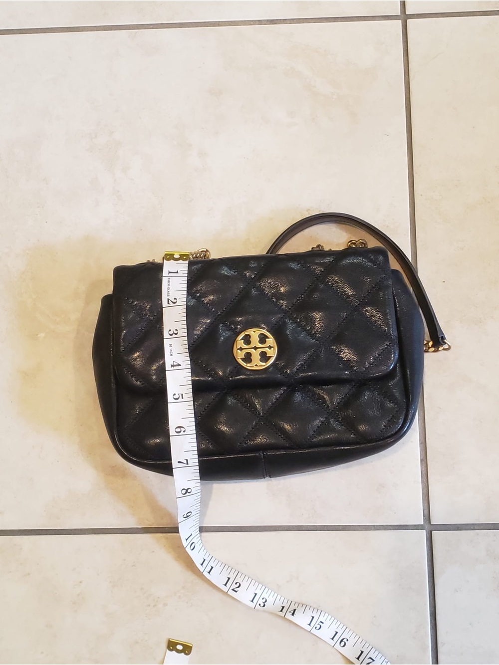 Tory Burch Willa black diamond quilted with gold hardware including wallet - Picture 4 of 7